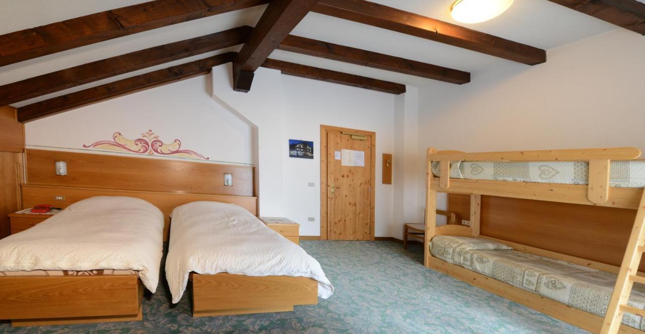 Hotel Presena Passo del Tonale Bagian luar foto