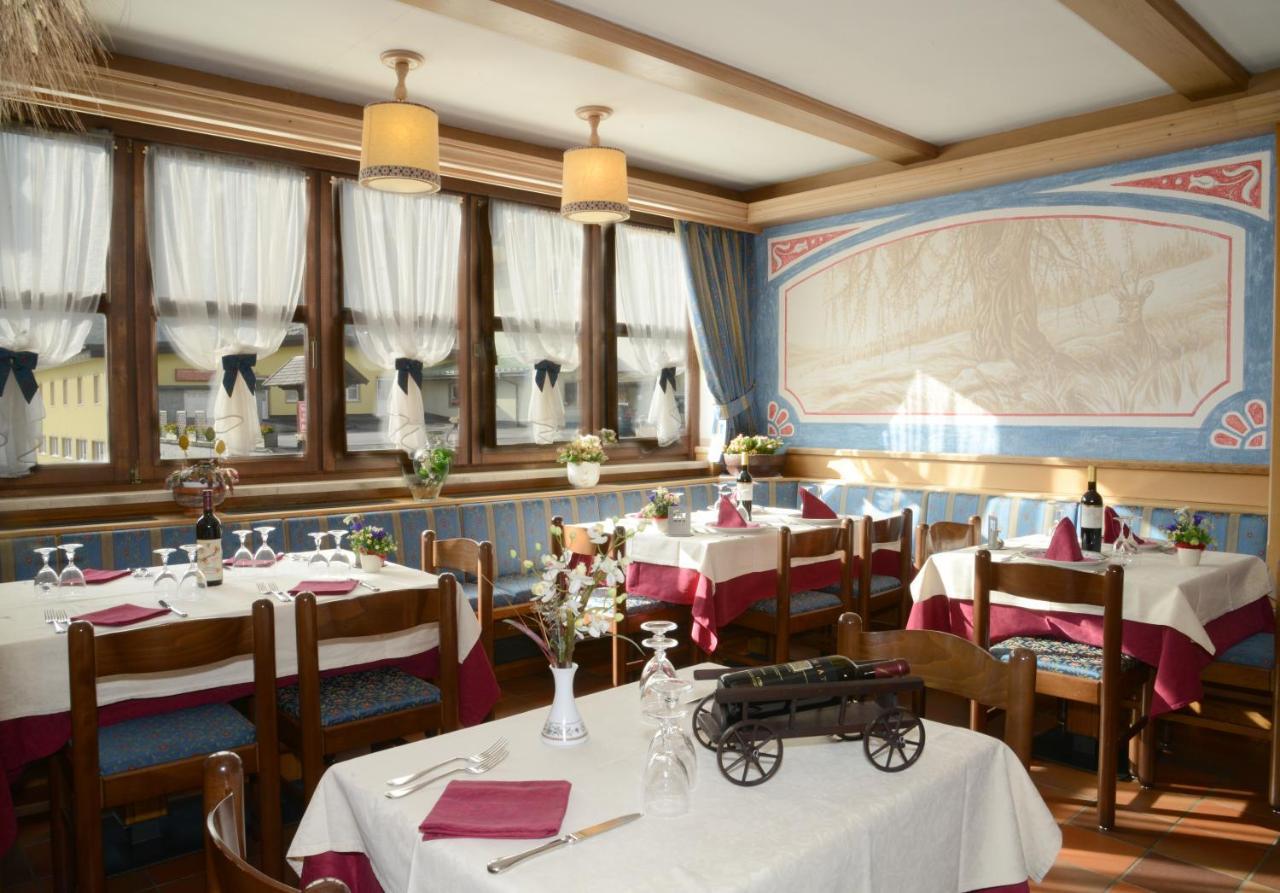 Hotel Presena Passo del Tonale Bagian luar foto
